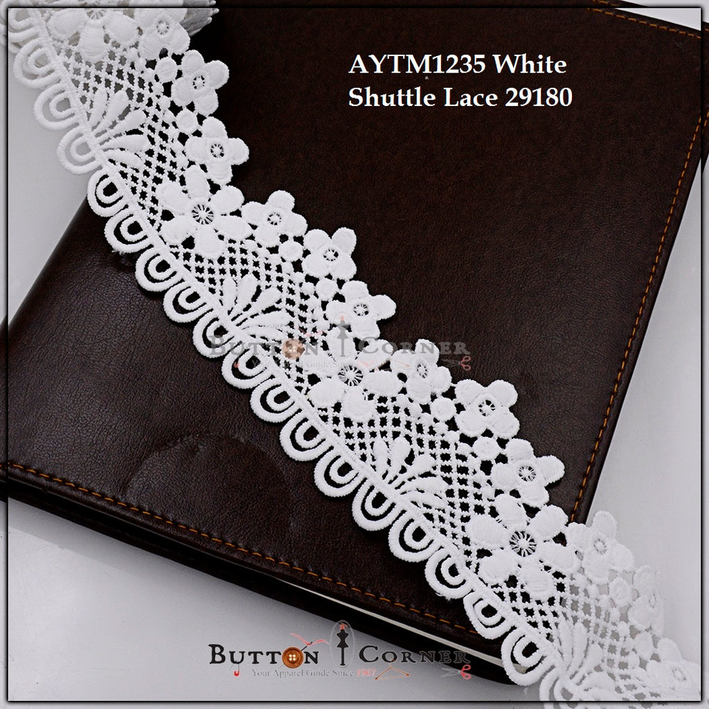 One Side Border Shuttle Lace