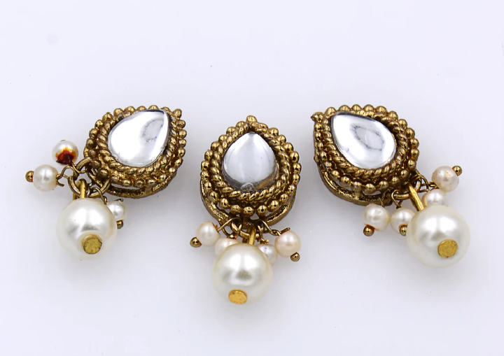 Fancy Kundan Jhumka