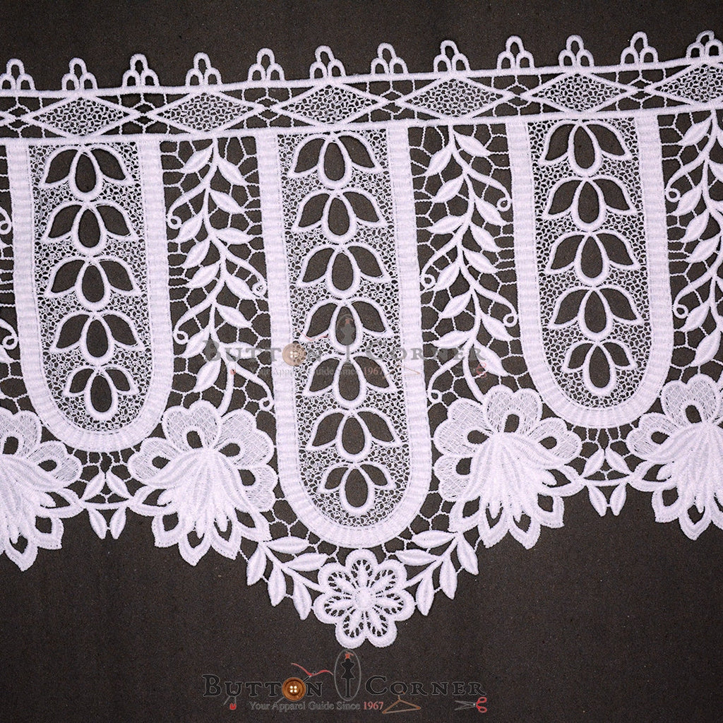 One Side Border Shuttle Lace