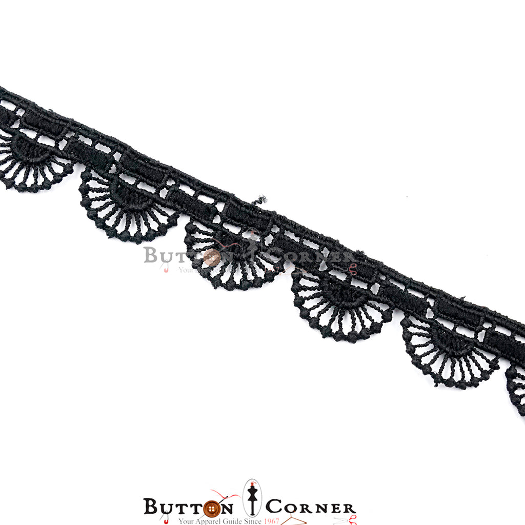 One Side Border Shuttle Lace