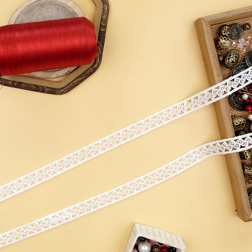 Double Side Border Shuttle Lace