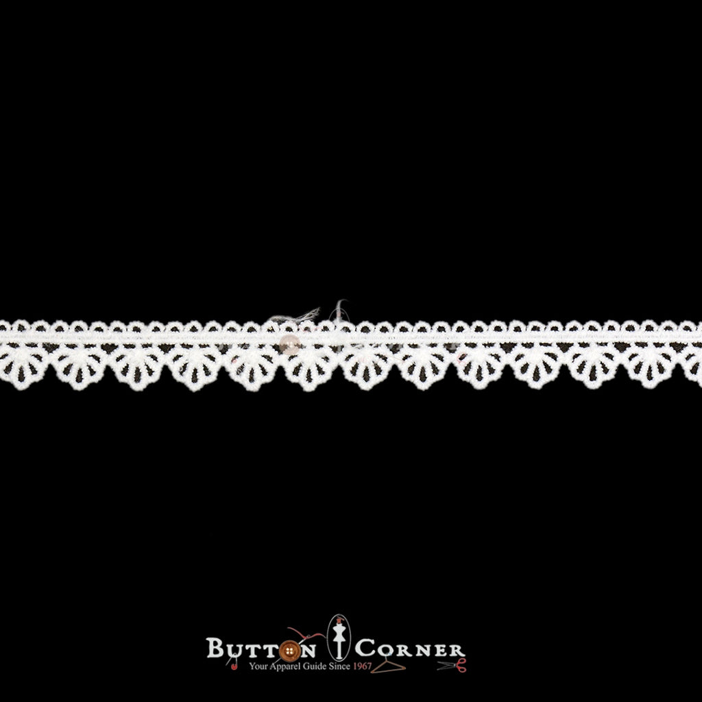 One Side Border Shuttle Lace