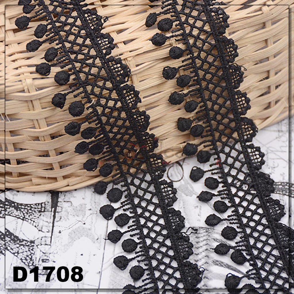 Shuttle One Side Border Lace