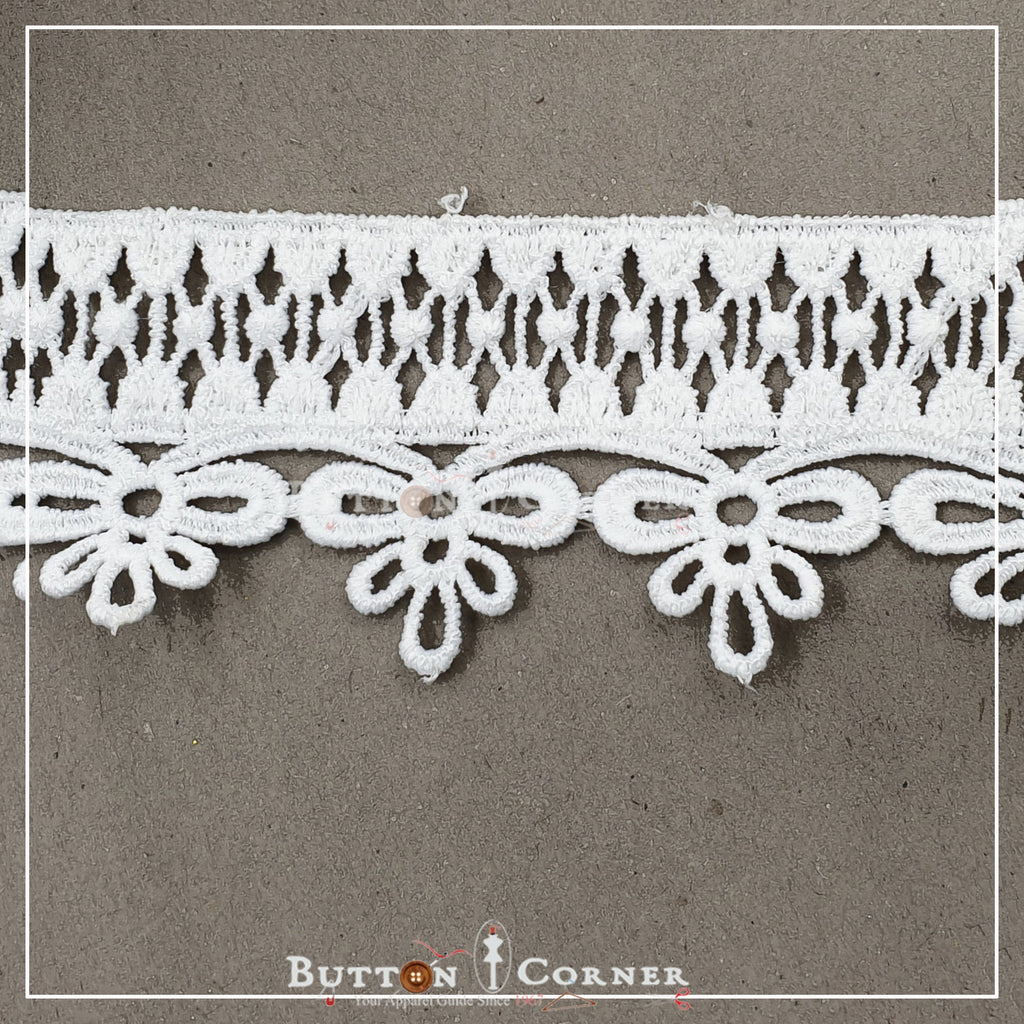 One Side Border Shuttle Lace