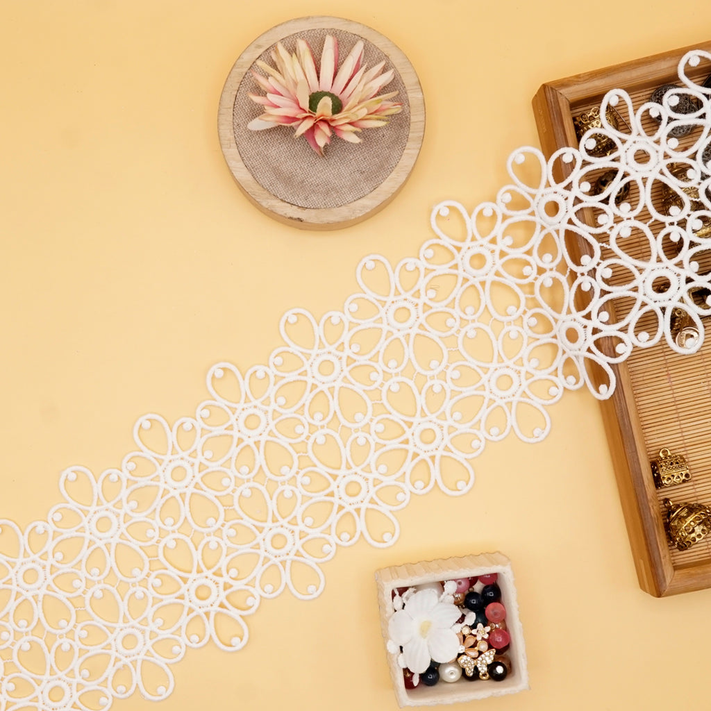 Double Flower Shuttle Lace