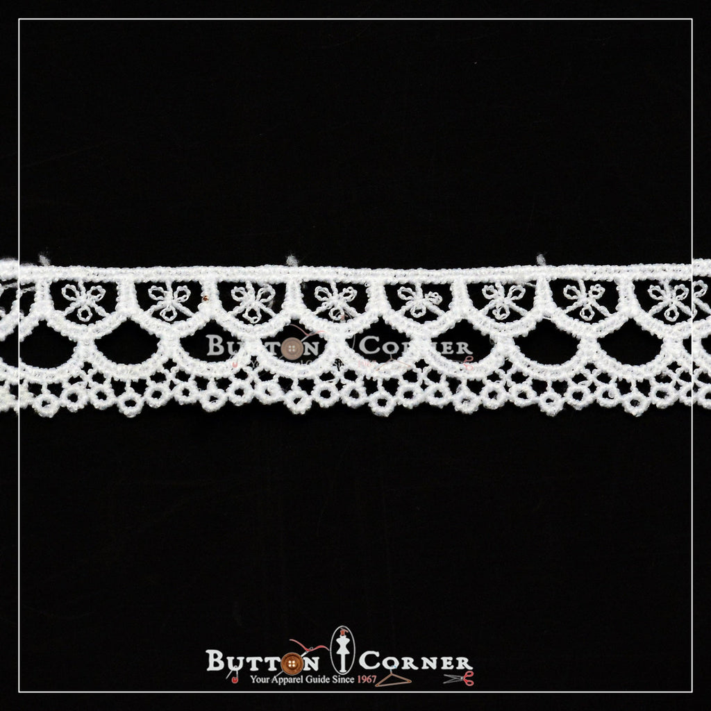 One Side Border Shuttle Lace