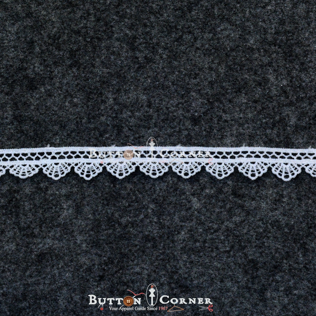 One Side Border Shuttle Lace