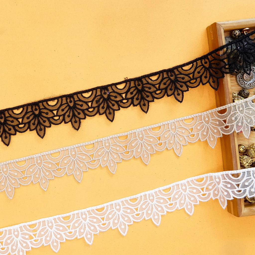 One Side Border Organza Lace
