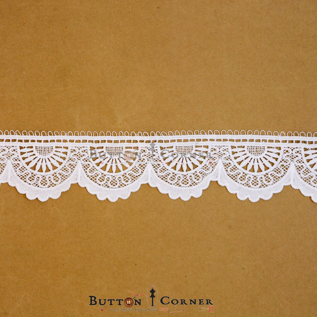 One Side Border Shuttle Lace