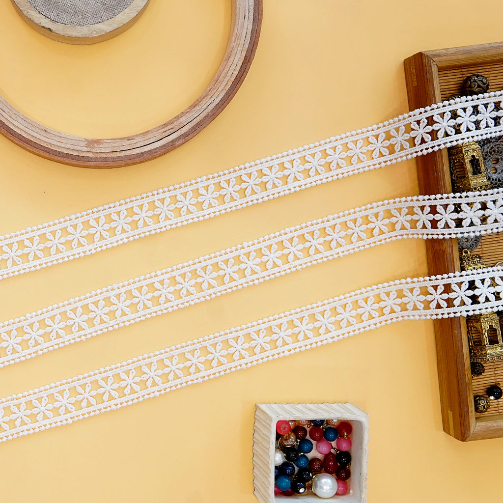 Double Side Border Shuttle Lace