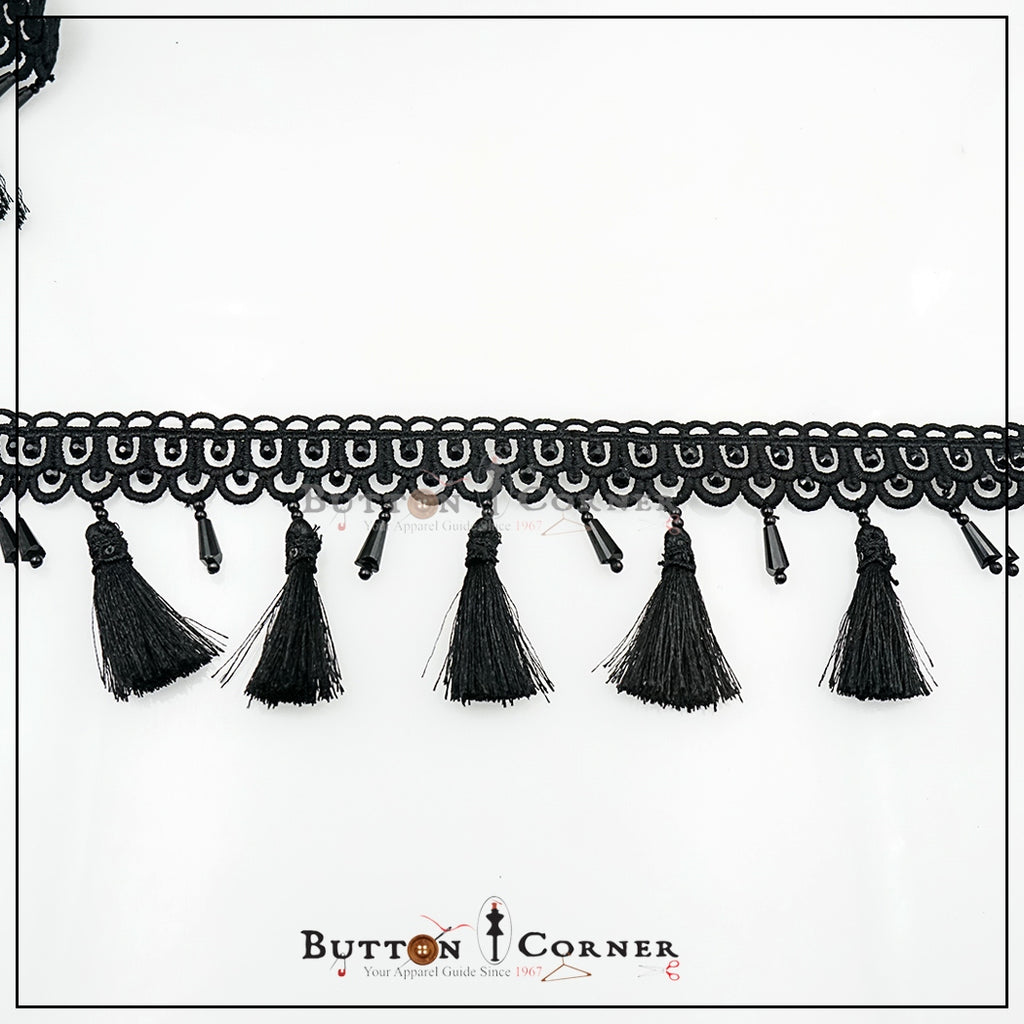 Shuttle Hanging Lace with Tassels