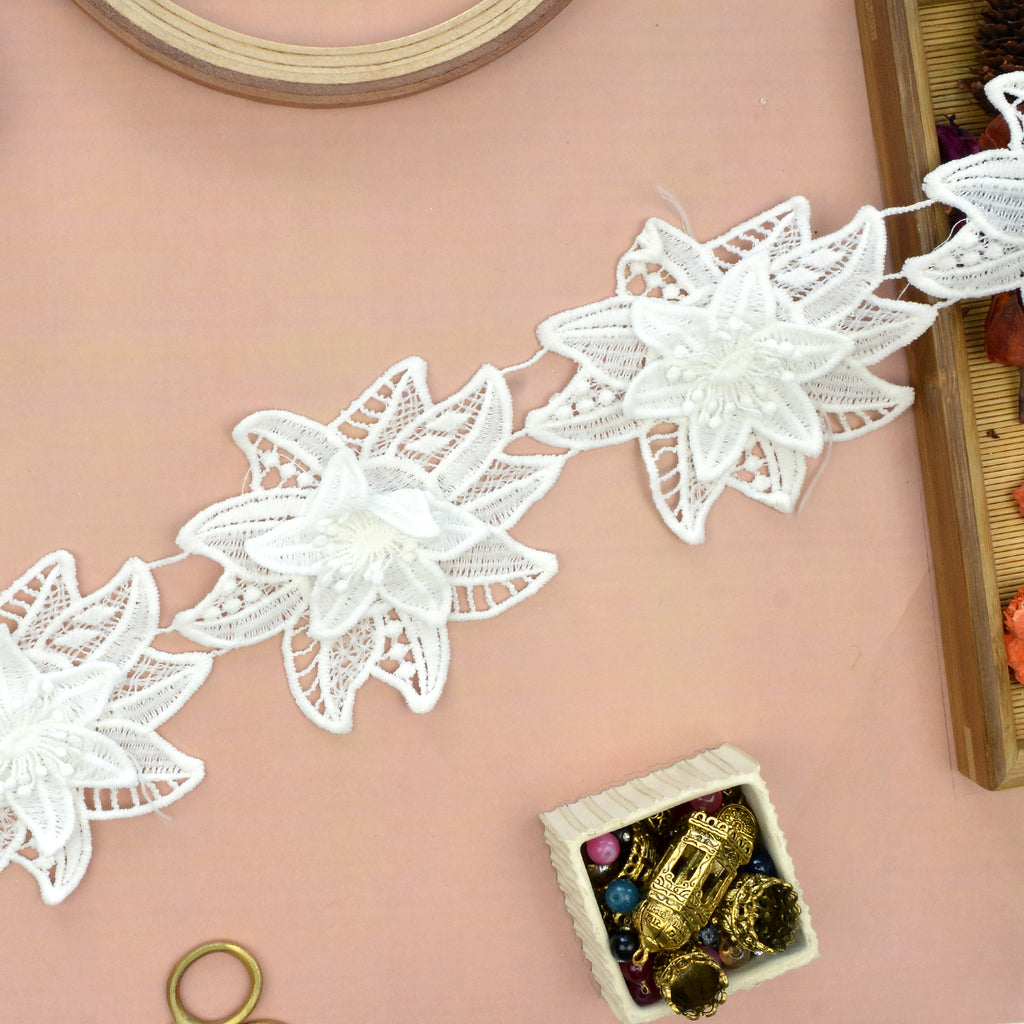 Flower Shuttle Lace