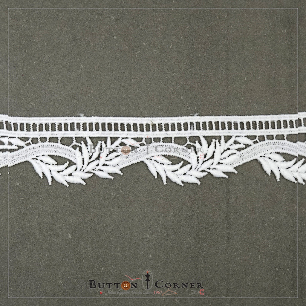 One Side Border Shuttle Lace
