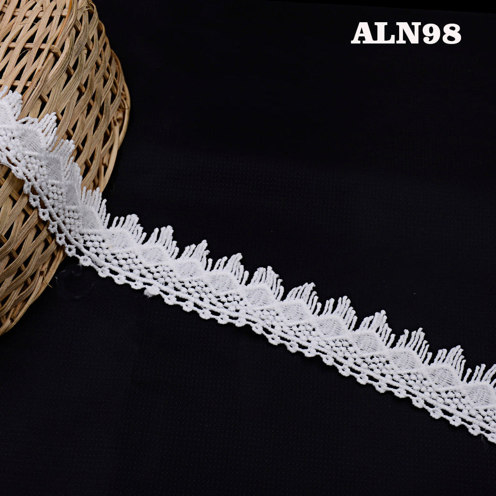 One Side Border Shuttle Lace