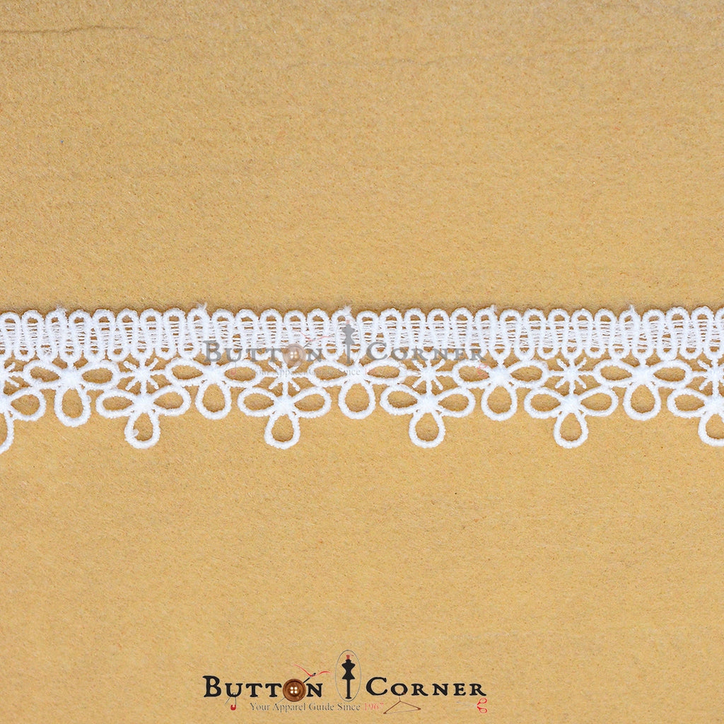 One Side Border Shuttle Lace