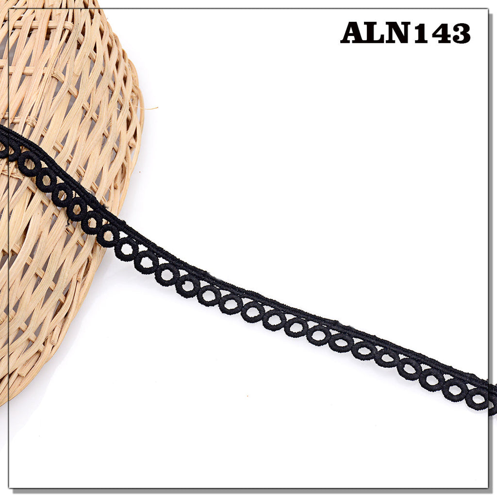 One Side Border Shuttle Lace