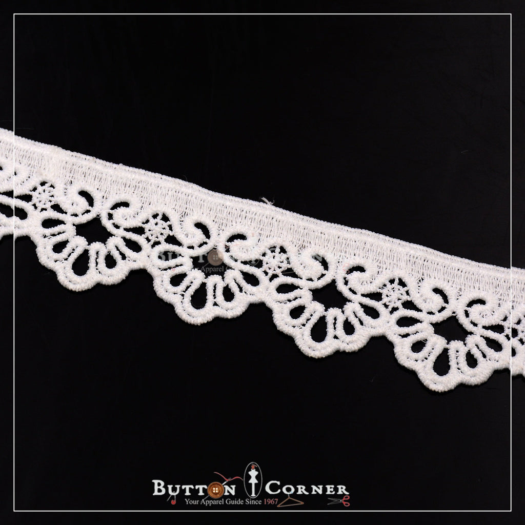 One Side Border Shuttle Lace