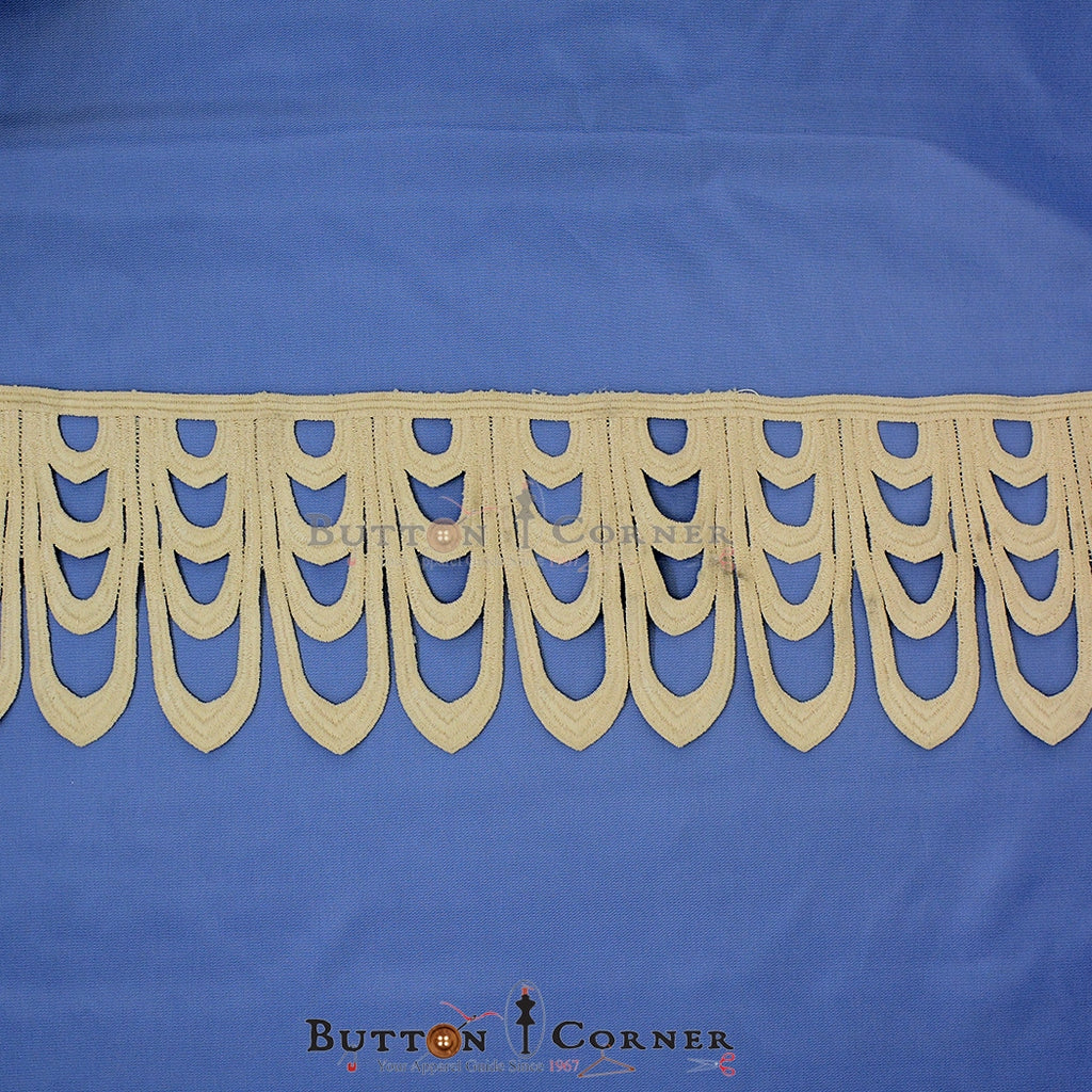 One Side Border Shuttle Lace
