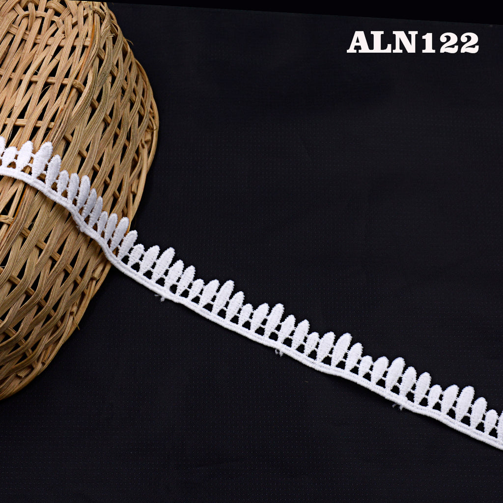 One Side Border Shuttle Lace