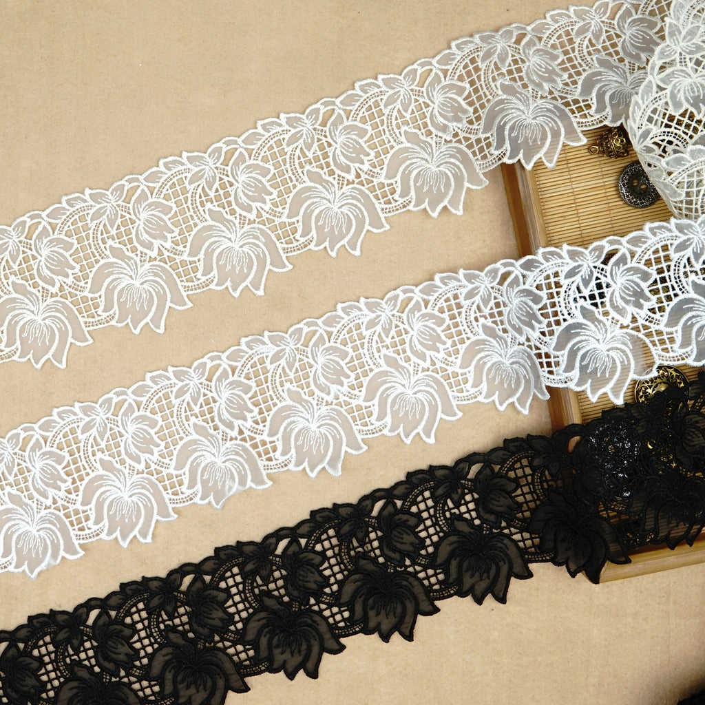 One Side Border Organza Lace