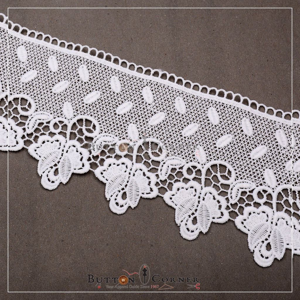 One Side Border Shuttle Lace