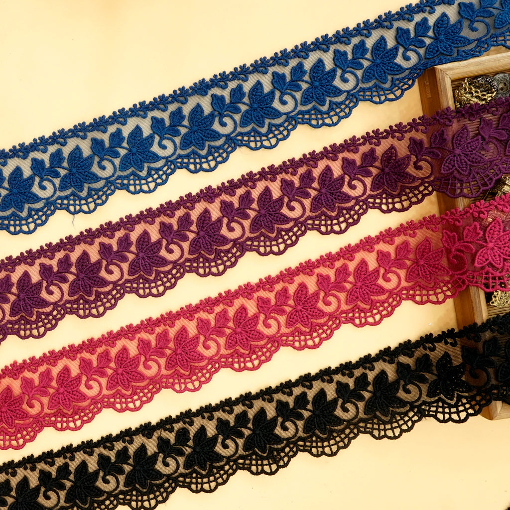 Shuttle Net Lace In Color