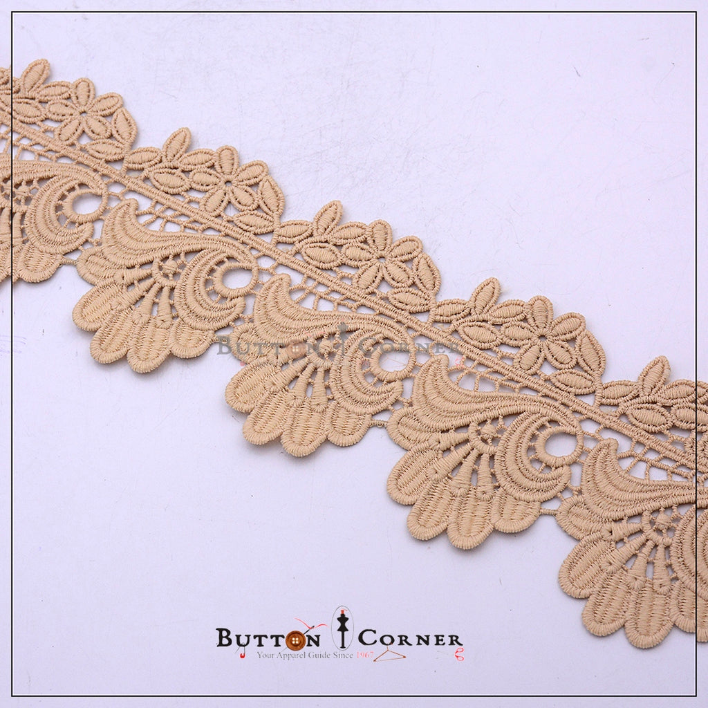 One Side Border Shuttle Lace