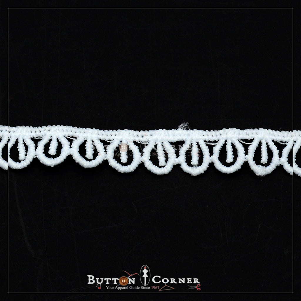 One Side Border Shuttle Lace