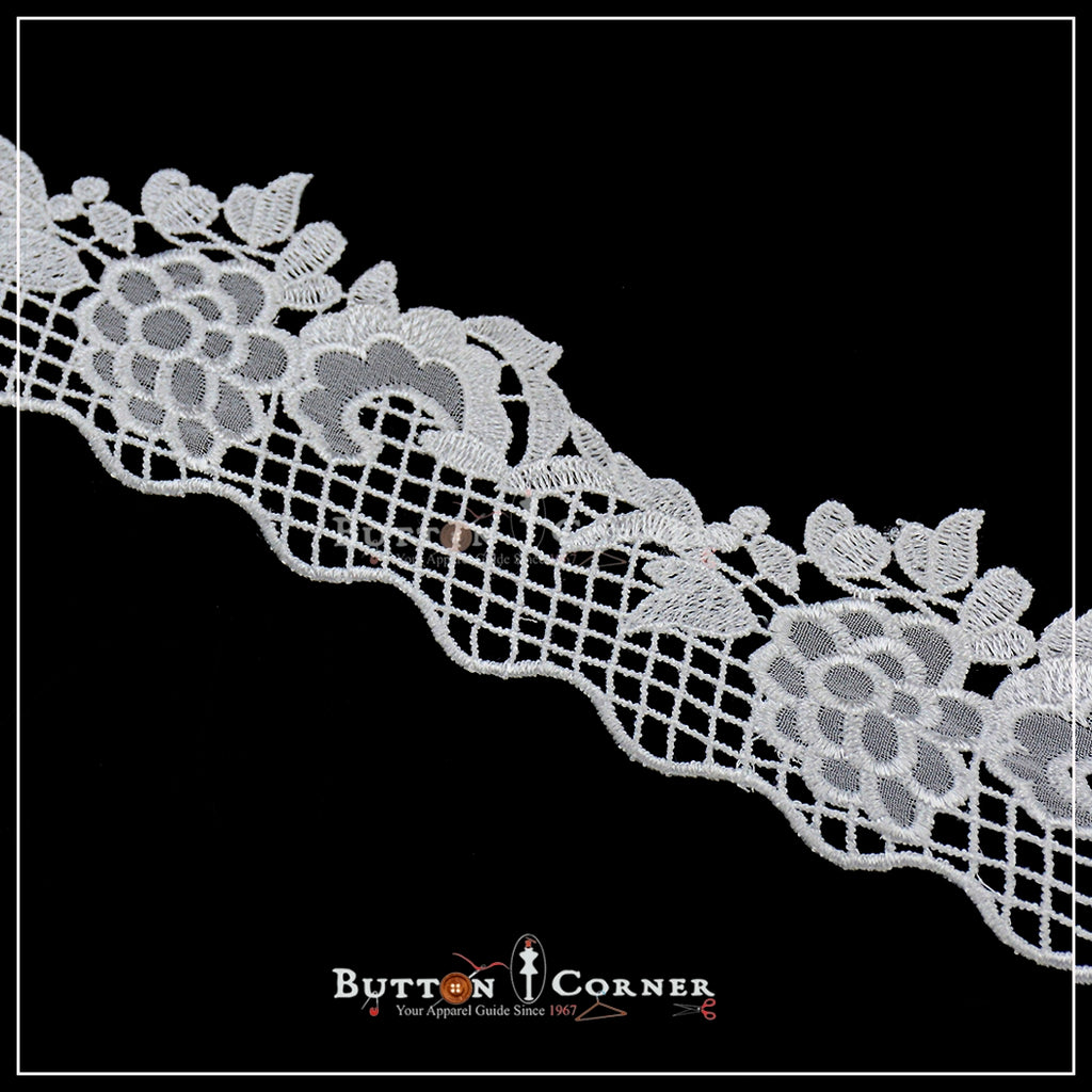 Zigzag Border Shuttle Lace