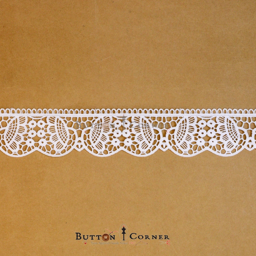 One Side Border Shuttle Lace