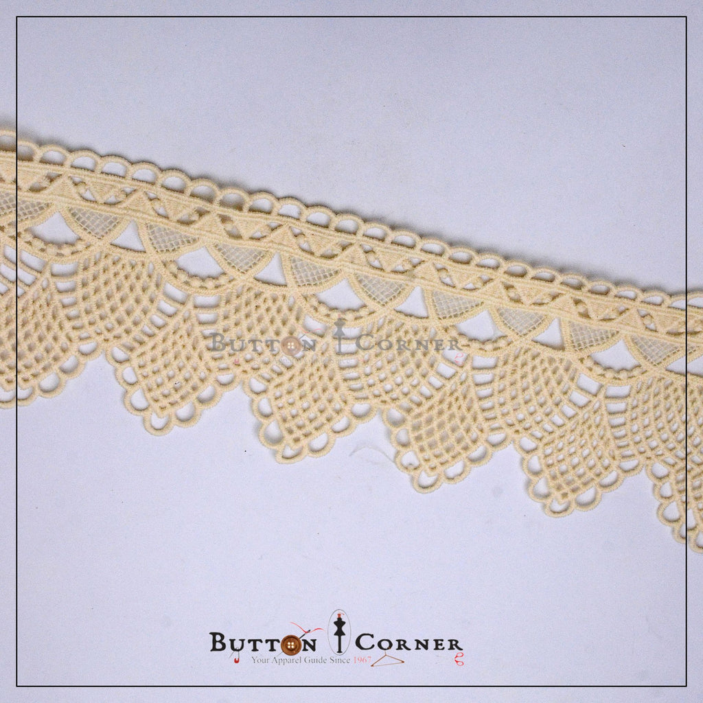 One Side Border Shuttle Lace