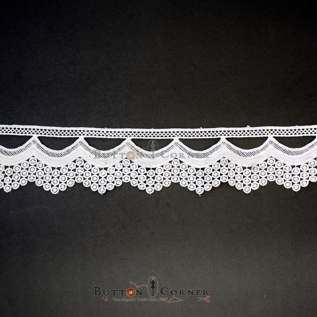 One Side Border Shuttle Lace
