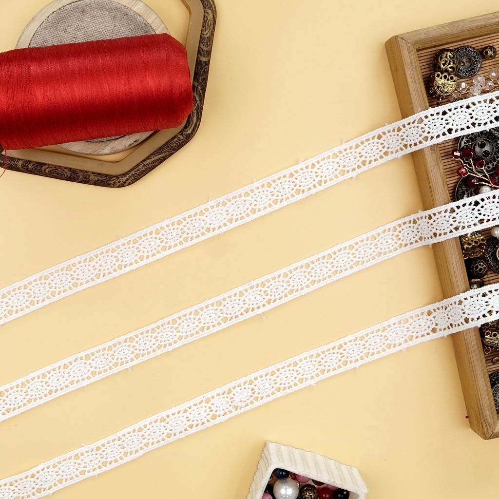 Double Side Border Shuttle Lace