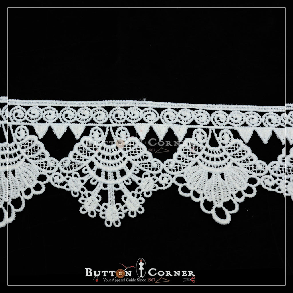 One Side Border Shuttle Lace