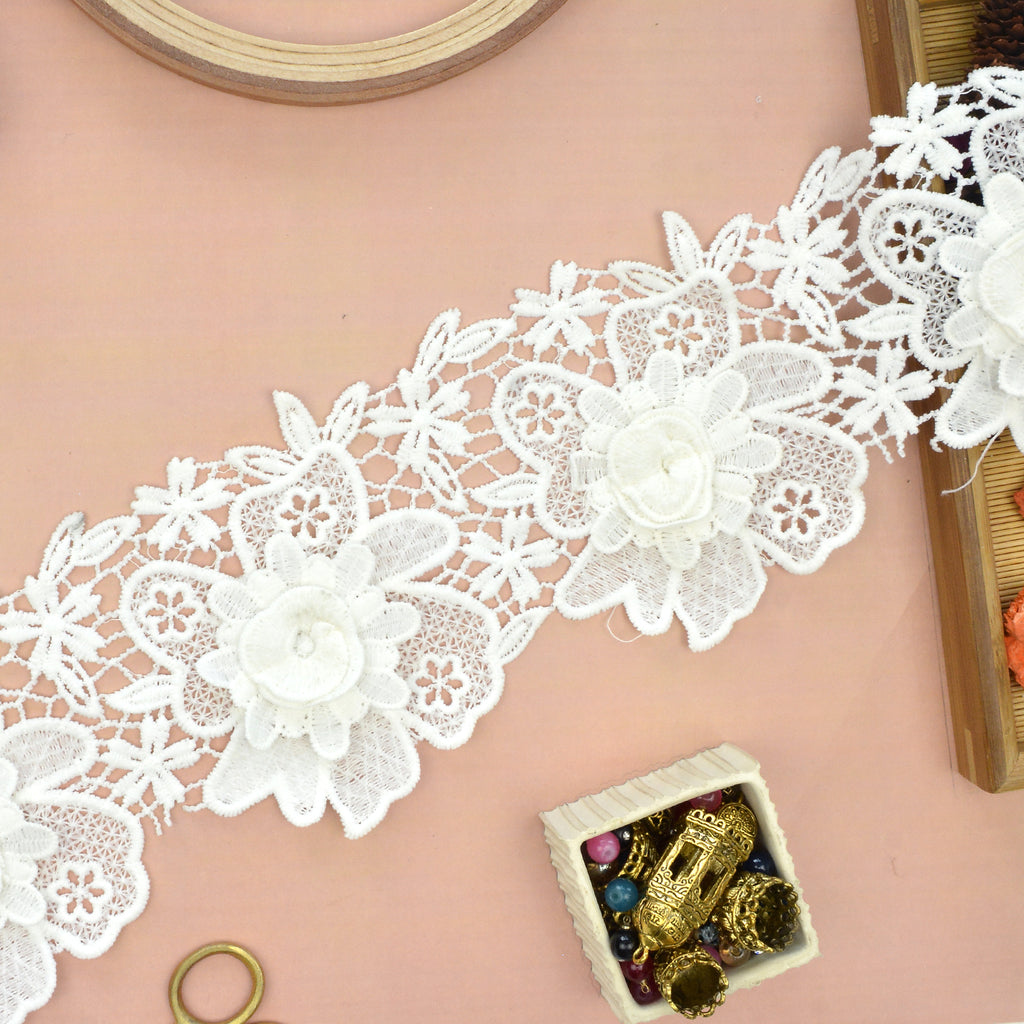 Flower Shuttle Lace
