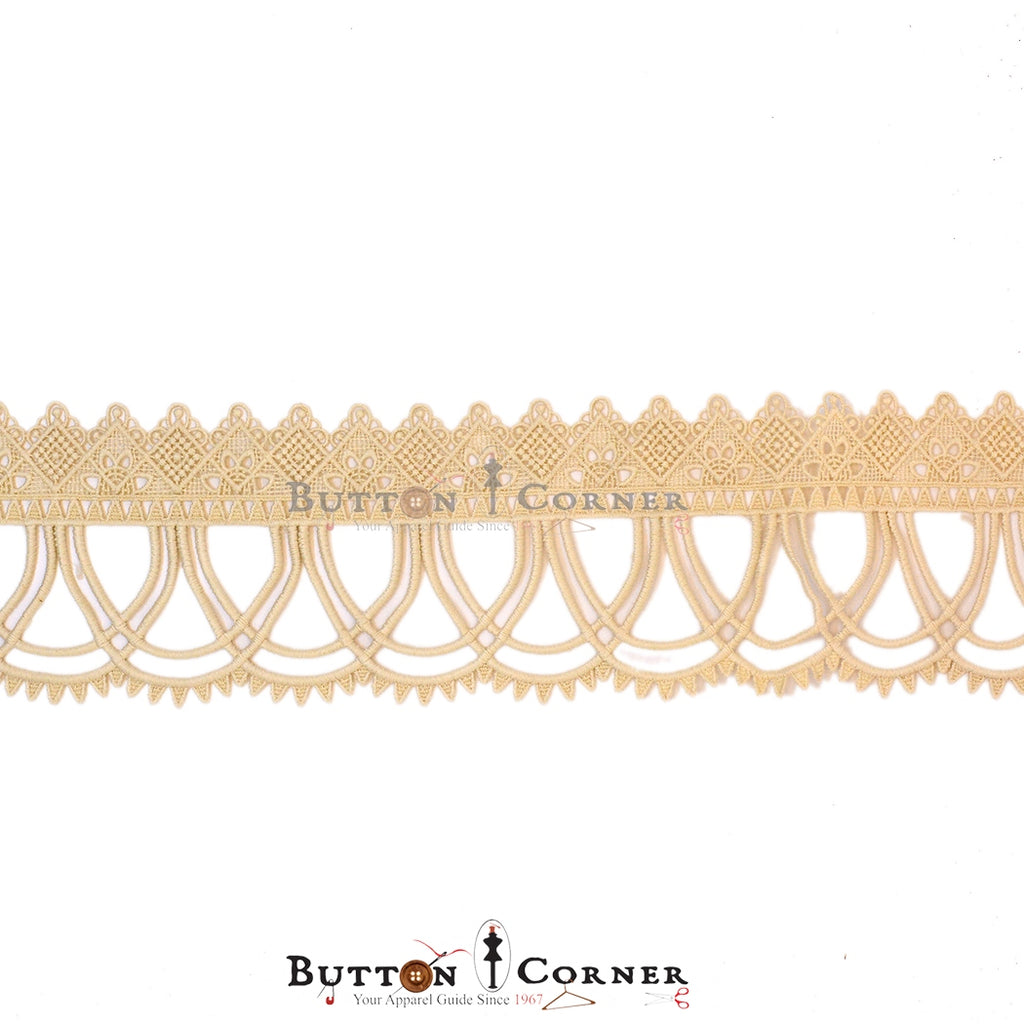 One Side Border Shuttle Lace
