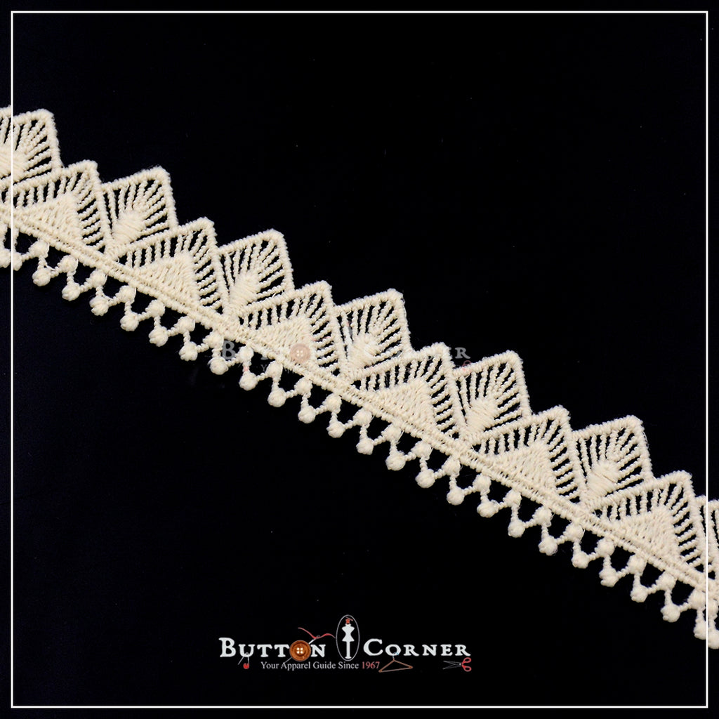 One Side Border Shuttle Lace