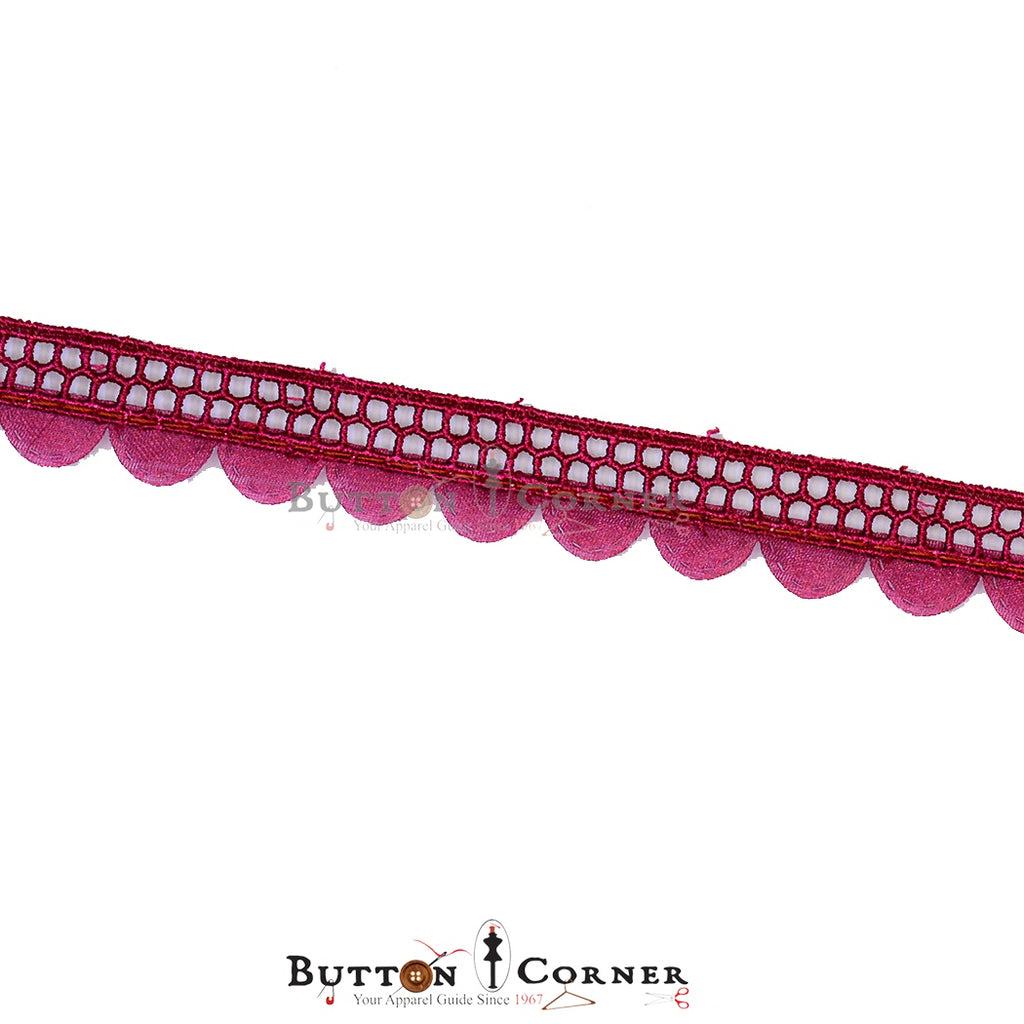 One Side Border Shuttle Lace
