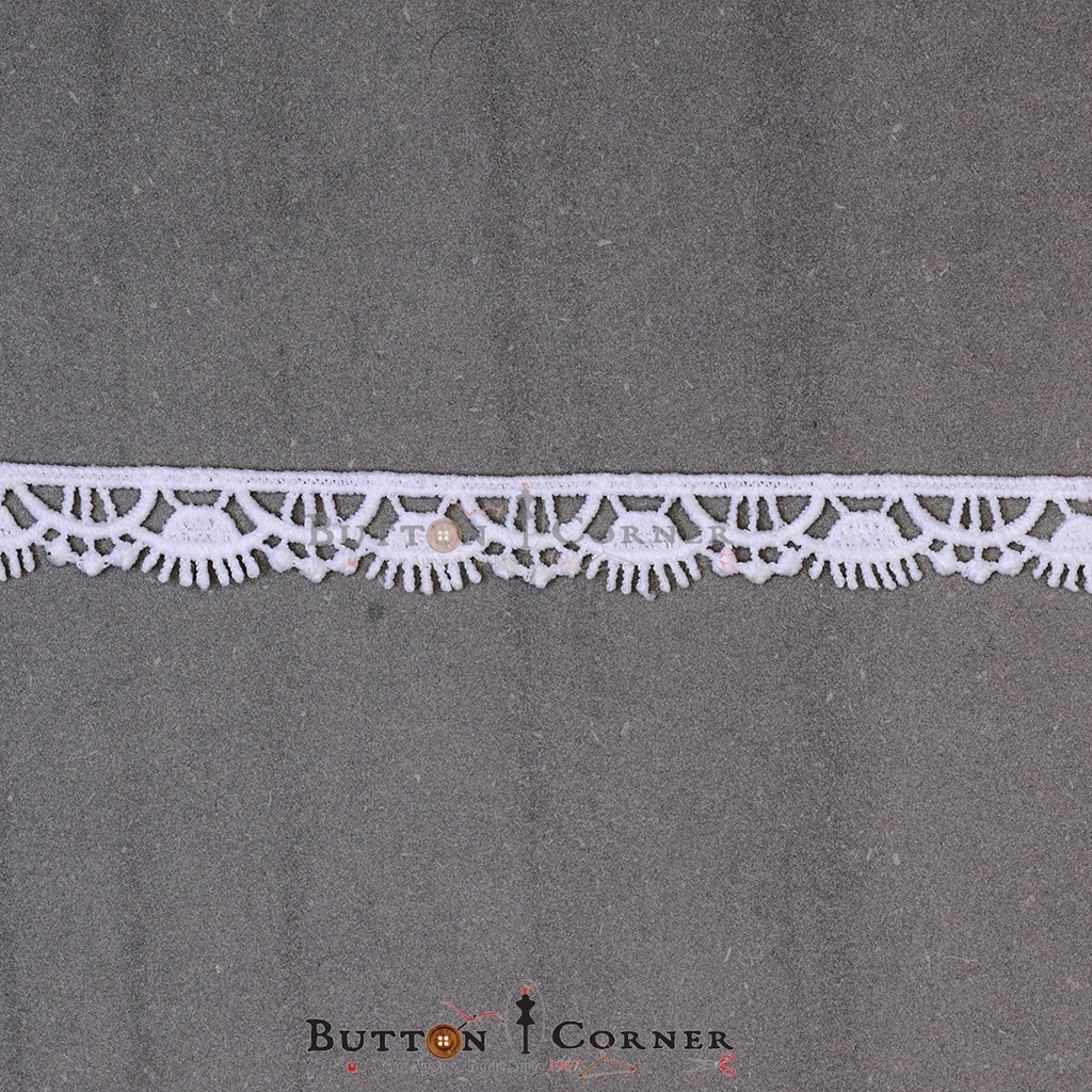 One Side Border Shuttle Lace