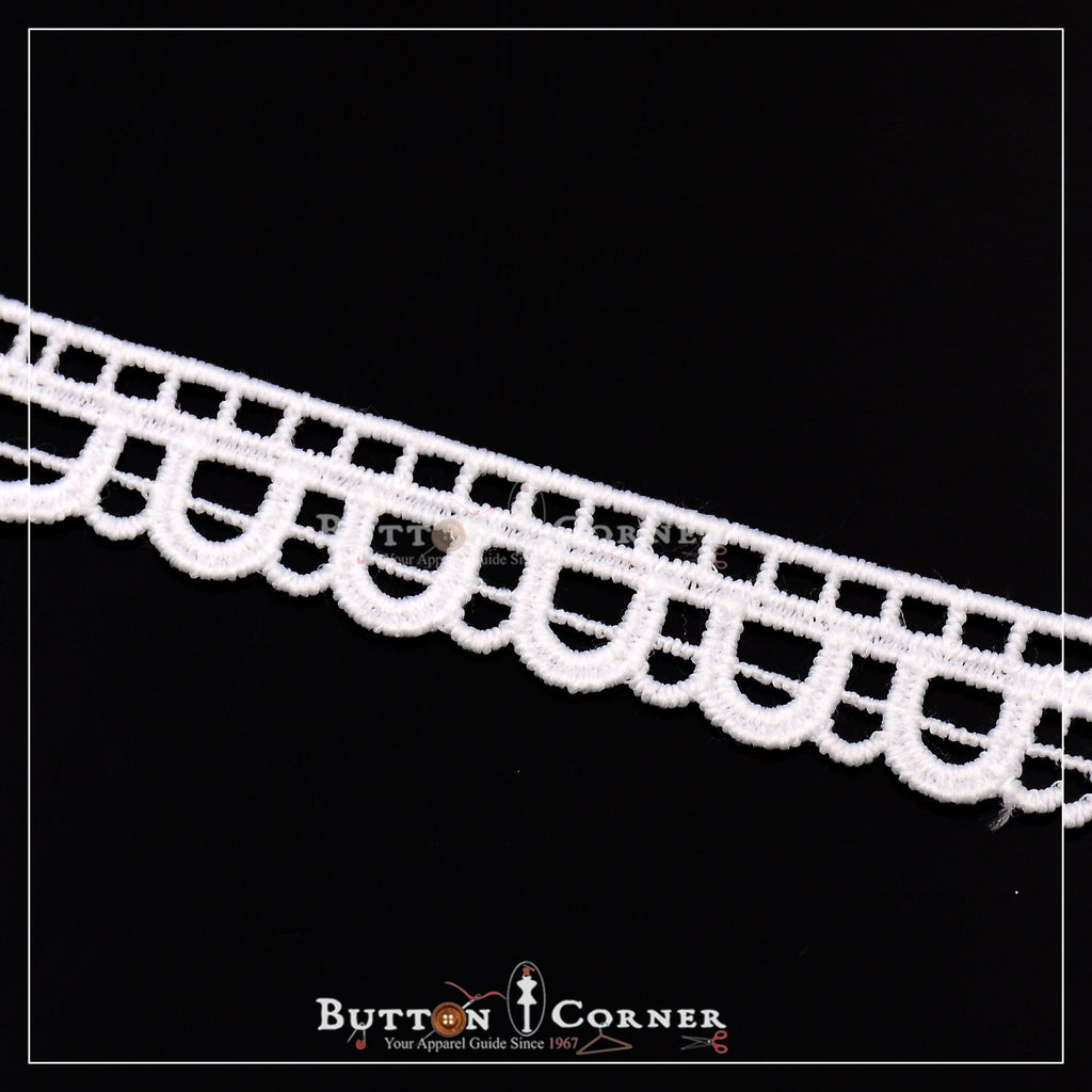 One Side Border Shuttle Lace