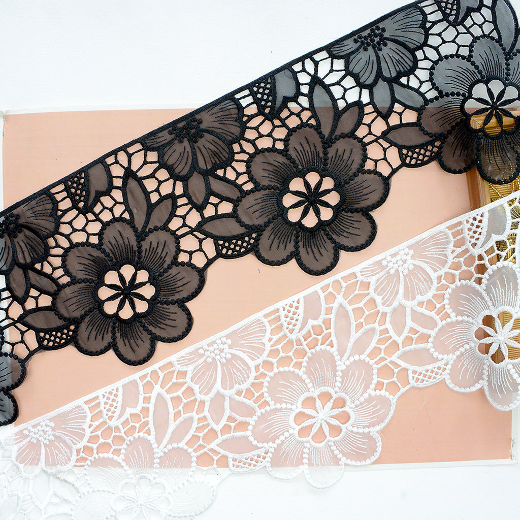 One Side Border Organza Lace
