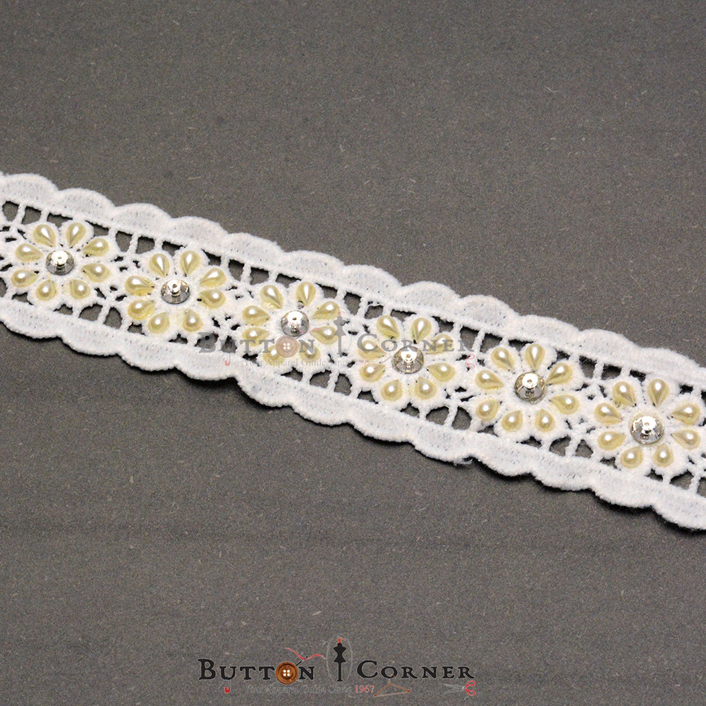 2 Side Border Fancy Shuttle Lace