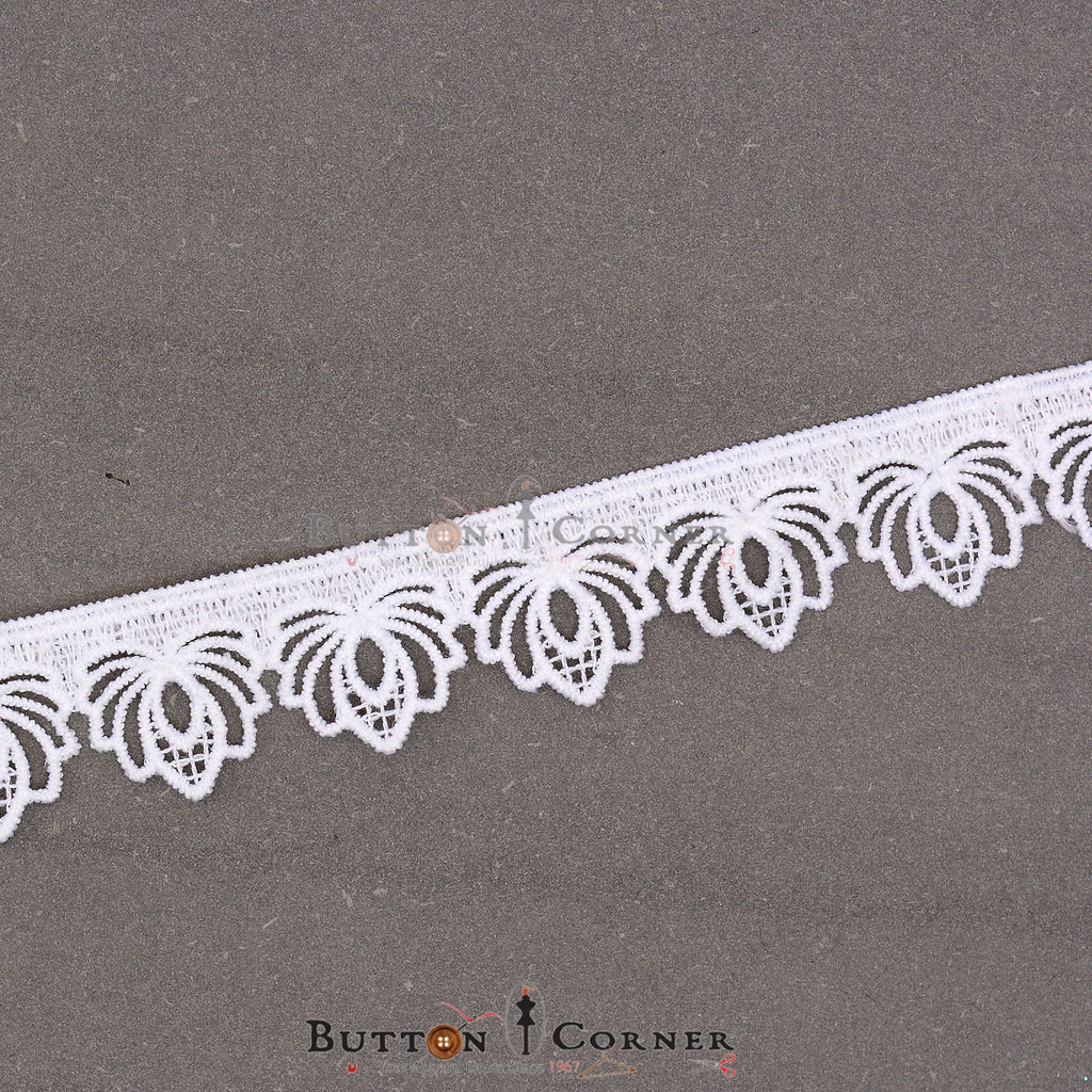 One Side Border Shuttle Lace