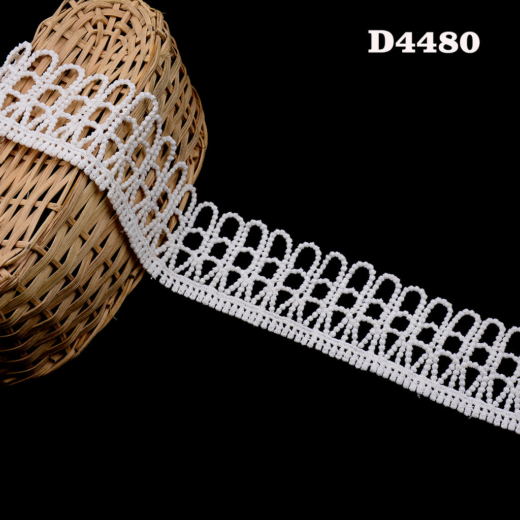 Shuttle One Side Border Lace