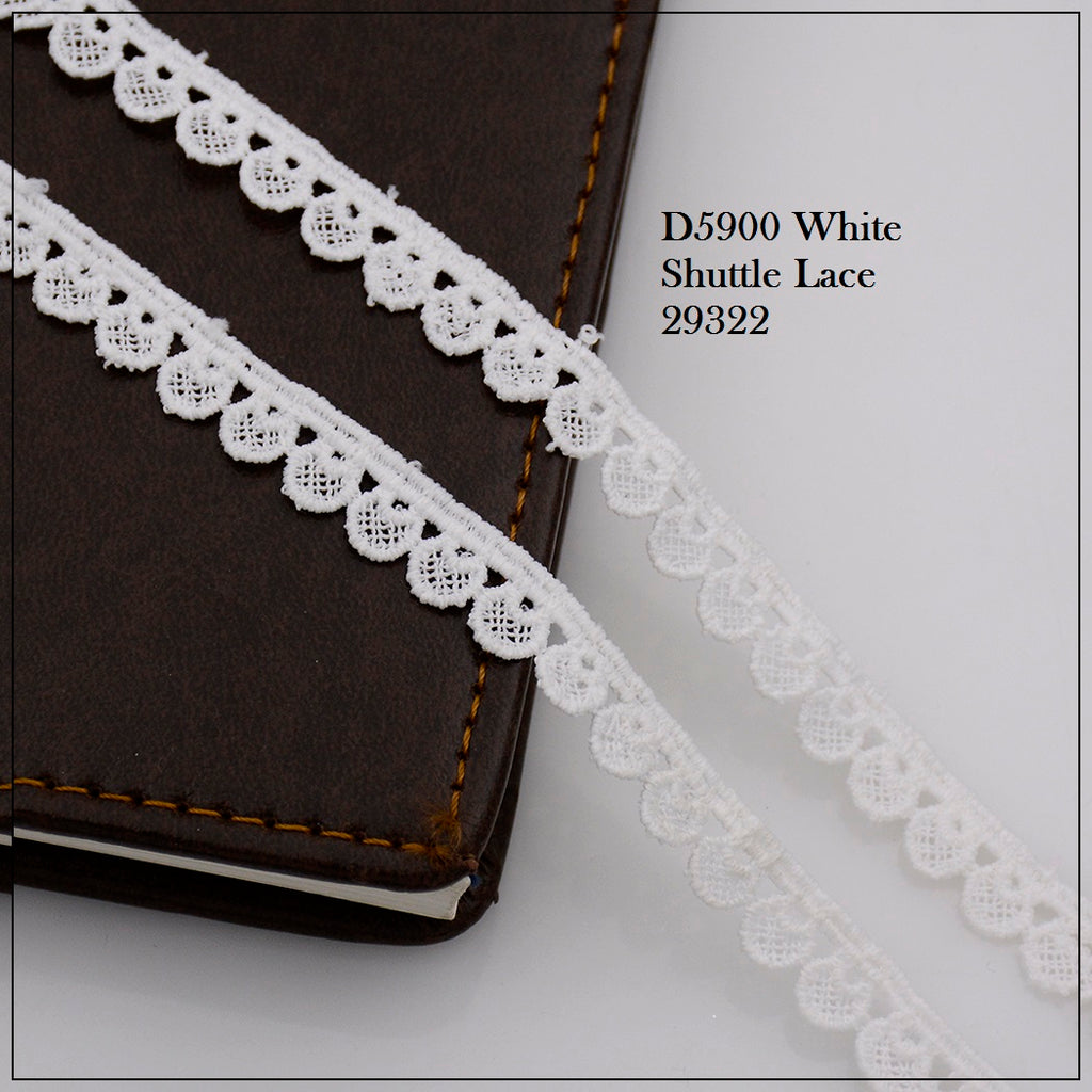 Shuttle One Side Border Lace