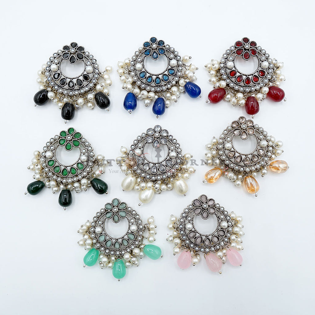 Antique Base Fancy Kundan Button