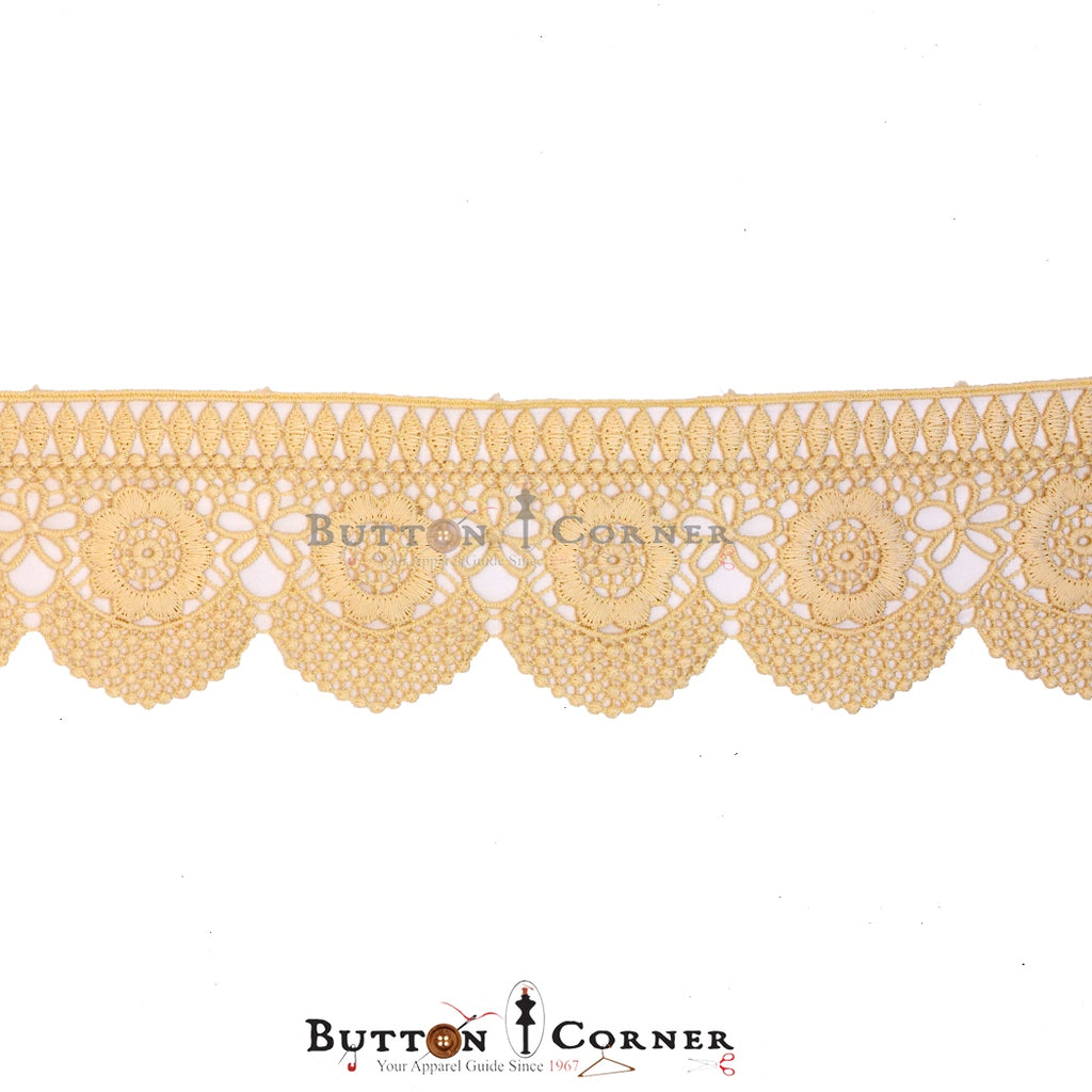 One Side Border Shuttle Lace