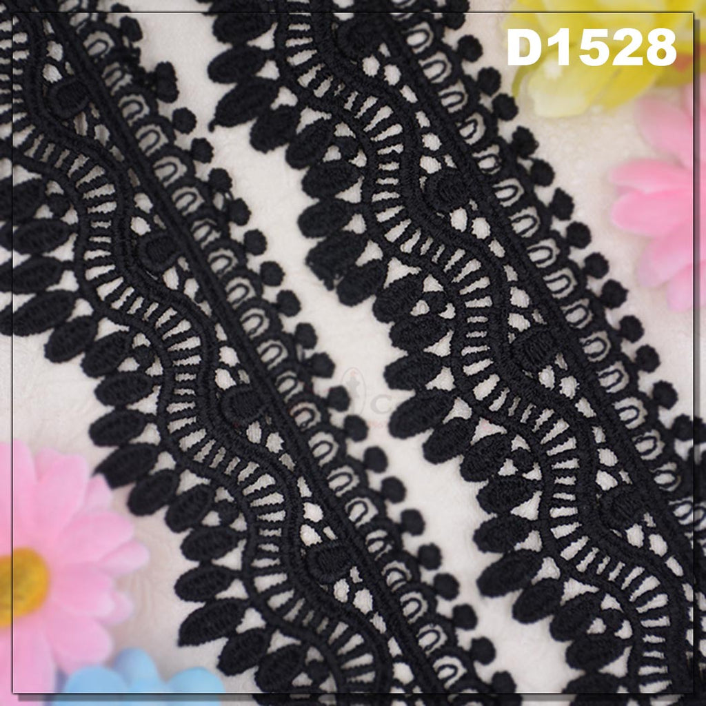 Shuttle One Side Borde Lace