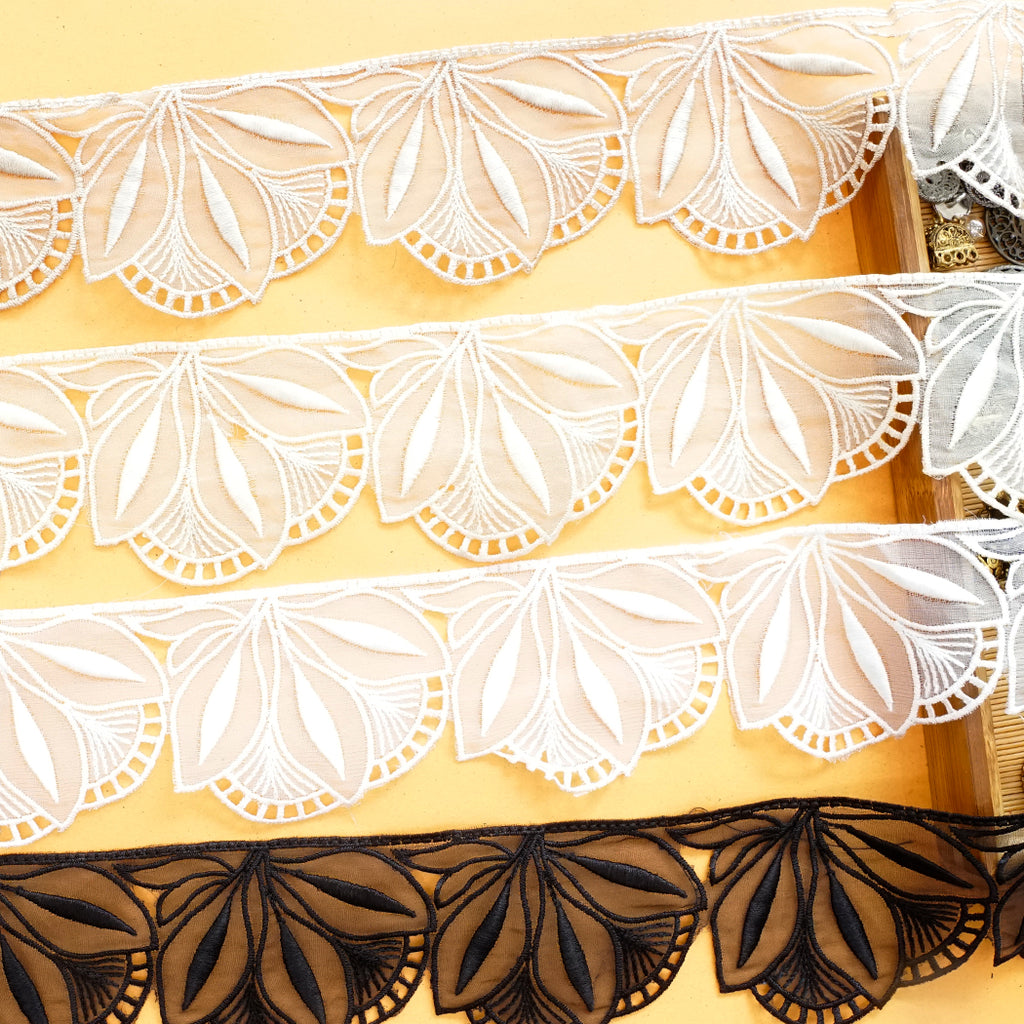 One Side Border Organza Lace