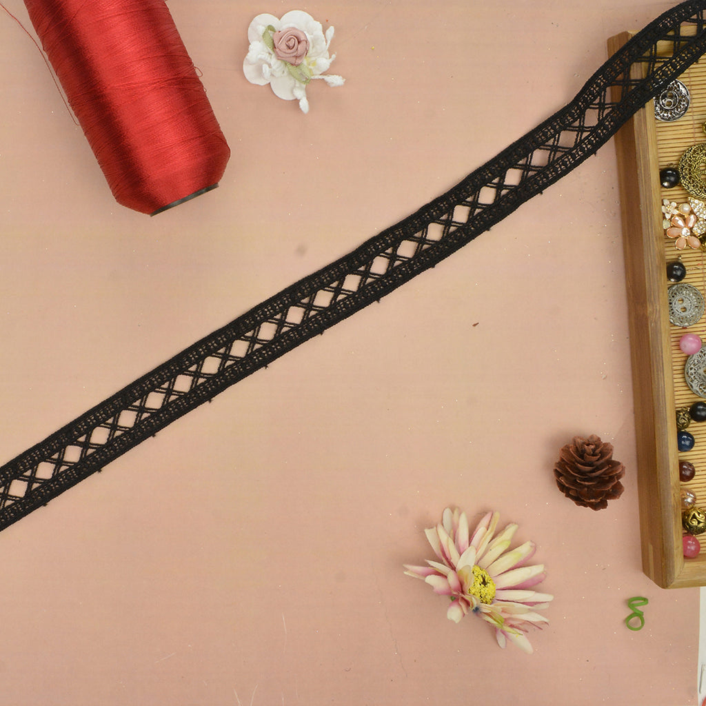 Double Side Border Shuttle Lace